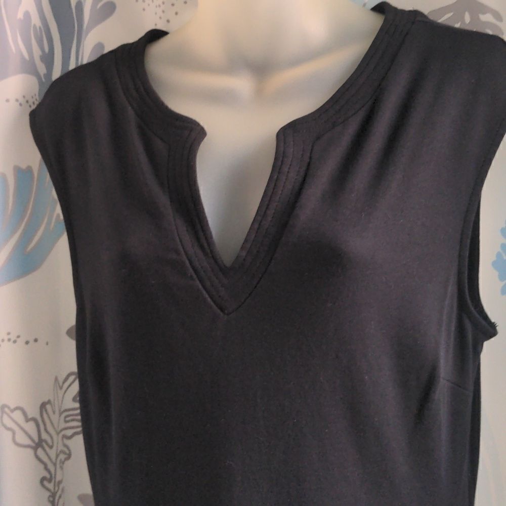 2 for $20 New York & Company Sleeveless Black Cotton Knit Dress Sz M - Picture 2 of 9